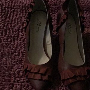 New Burgundy size 9 shoes